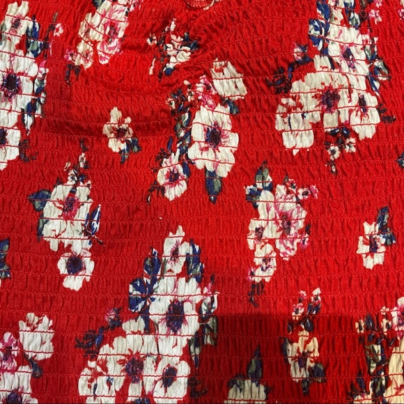 Small Floral Ruched Ruffle Cami Almost Famous - Picture 3 of 6